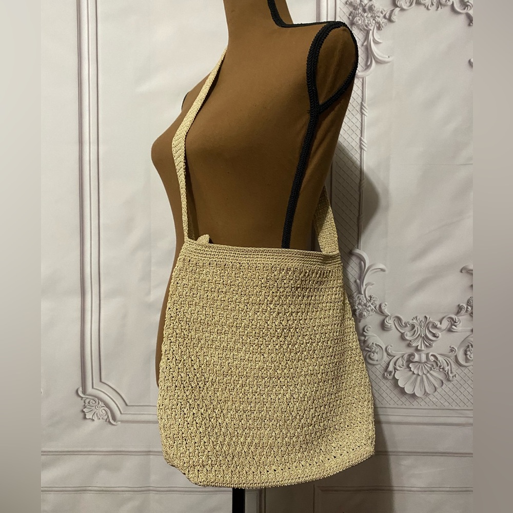 Beige Vintage woven Liz Claiborne shoulder Bag